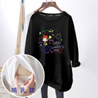 Black Girl with Broom (Side Opening) / 3XL