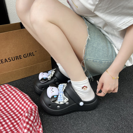 Summer New Cute Cartoon Dog Clogs Thick-Soled Non-Slip Toe-Toe Slippers 2025 New Outer Wear Clogs