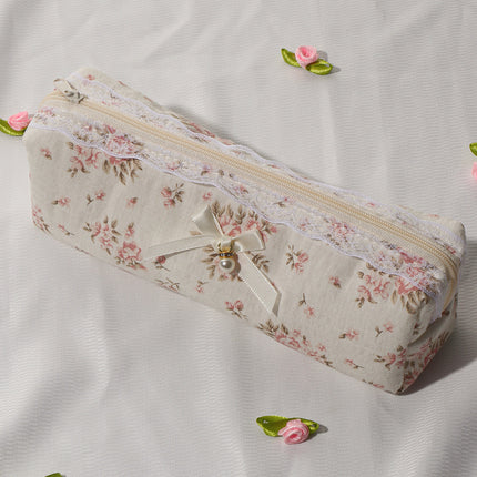 Cotton Lace Trim Storage Bag for Makeup Brushes, Cotton Makeup Bag, Toiletry Travel Soft Brush Pouch for Women, Artistic Style