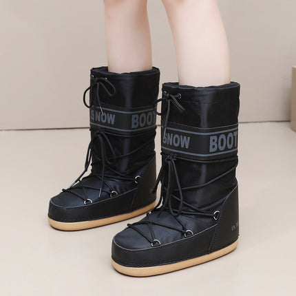 Same Style Internet Celebrator 2025 Winter Ski Space Boots Fashionable Round Head Middle Tube Women's Snow Boots Thickened Moon Shoes