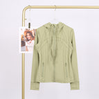 Fragrant green hooded jacket / 10/XXL