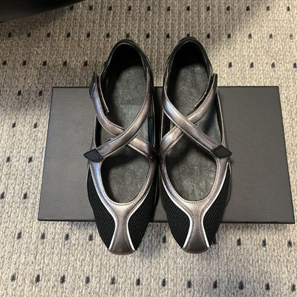 Ballet-Style Simple Mary Jane Training Shoes for Women with Velcro Cross Straps and Color-Blocking Round-Toe Flats