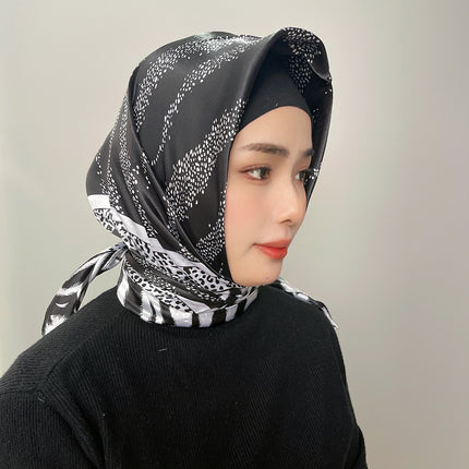 Malaysia shoppe satin satin 90*90cm large square letter printed silk scarf Satinbawal