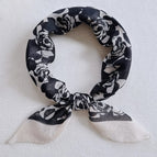 Jiaojiao rose black / 58x58cm