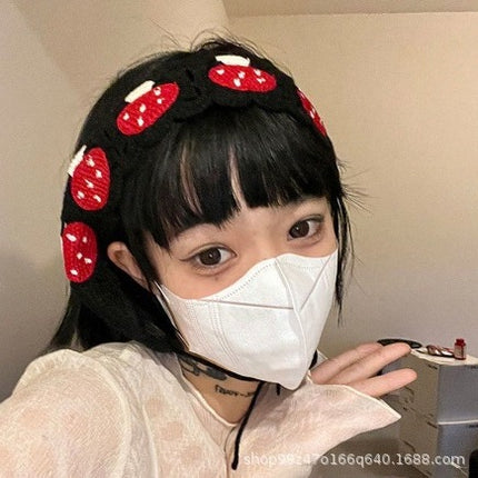 Hot Girl Internet Celebrant Photo Flower French Style Triangle Scarf Headscarf Women's Cute Knitted Hair Band Silk Scarf High-grade Headwear Summer