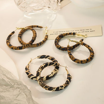 Autumn and Winter Leopard Print Ribbon Bow Earrings for Women, European and American Handmade Personalized Earrings, High-End Large Circle Earrings