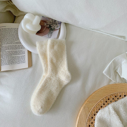 Autumn and Winter new mink velvet socks fleece-lined thick solid color cute floor sleep socks warm mid-calf Zhuji wholesale