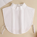 pleated collar