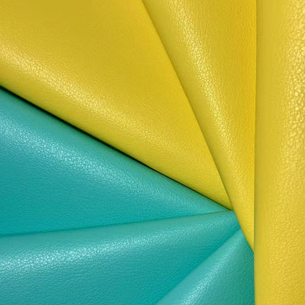 Factory Spot Leather Wholesale Thick Leather Fine Grain Pvc Artificial Leather Bags Handbags Packaging Sofa Leather Fabric