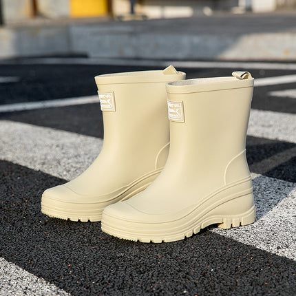 Cross-Border New Mid-Calf Rain Boots for Women, Suitable for Outdoor Wear, Car Washing, Waterproof, Kitchen Work, Non-Slip, Soft-Soled Rubber Shoes