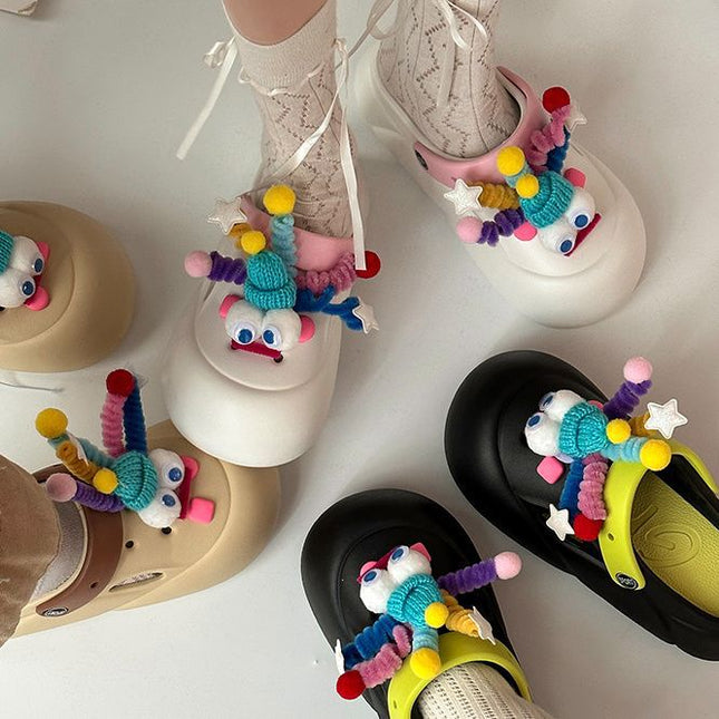 Shake Stick Clogs for Women 2026 Spring and Summer New Style Cute DIY Shoe Decorations Detachable Trendy Shoes