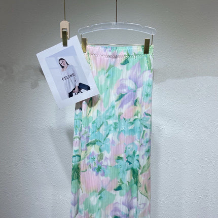 Summer Fresh Outfit, Summer Refreshing Color Scheme, Green Sleeveless Top, High-Waisted Slimming Skirt Two-Piece Set