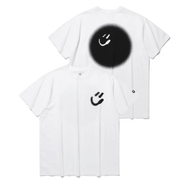 in stock New Cotton Behind Smiley Distinctive Korean Style Retro Printed White Round Neck Loose Short-sleeved T-shirt for Lovers