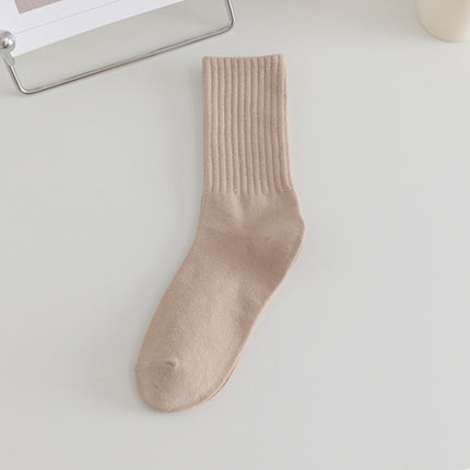 Socks Women's Ins Trendy All-Match Japanese Style Solid Color Medium Long Barrel High-Face Value Fried Street Autumn and Winter Sports Deodorant Stinky Stacking Stocking Stacking Stocking Stocking Stocking Stocking Stocking S