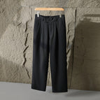 Black / M
