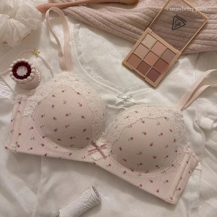 Strawberry Mochi ~ Gentle and Pure Desire Girl Lace Floral Underwear Women's Small Breast Push-Up Wireless Bra Set