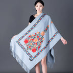 Embroidered Vase-Light Hemp Grey / 200cm