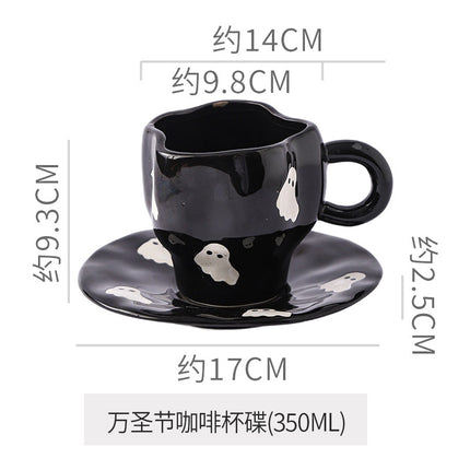 Creative Halloween-Themed Ceramic Cup and Saucer, Irregular Personalized Coffee Cup and Saucer with Pumpkin and Bat Patterns
