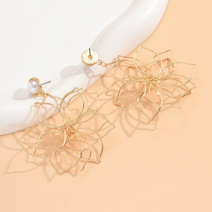 Cross-border Europe and the United States big flower hollow earrings exaggerated line winding retro petal earrings wholesale earrings wholesale