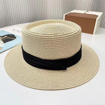 [Great Value] French Style Socialite Flat Top Hat 2025 New Summer Elegant Pearl String Sunshade Woven Straw Hat