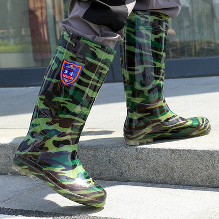 Military Camouflage Rain Boots for Men, Spring and Summer High-Top Labor Protection Rain Boots, Delivery Rider Kitchen Mid-Calf Water Boots, Anti-Fouling Rubber Shoes