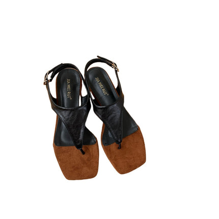 Retro Design Sandals 2025 Summer New Square Toe Thong Sandals Special-Shaped Heel Small Herringbone Women's Shoes