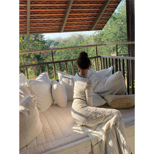 Sun and Moonlight Knitted Top and Skirt Two-Piece Set 2025 New Fashion Temperament Early Spring Outfit Complete Set