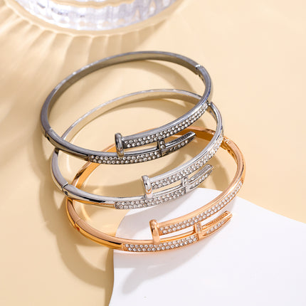 Personalized Fashionable Nail Bracelet for Women, High-End, Versatile Zinc Alloy Light Luxury Full Diamond Bracelet, Simple Buckle Bracelet