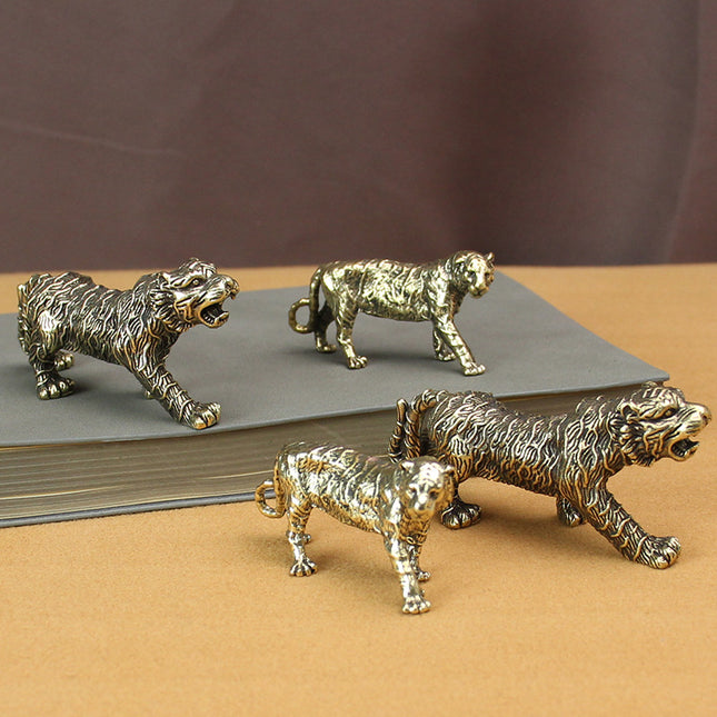 Pure Brass Leopard Desktop Ornaments Office Lucky Leopard Vintage Style Play Tea Pet Small Ornaments Hand Handle