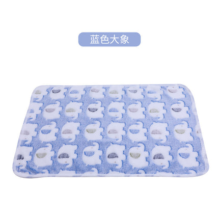 Cross-border pet blanket mat cat and dog flannel blanket autumn and winter warm blanket pet sleeping mat wholesale