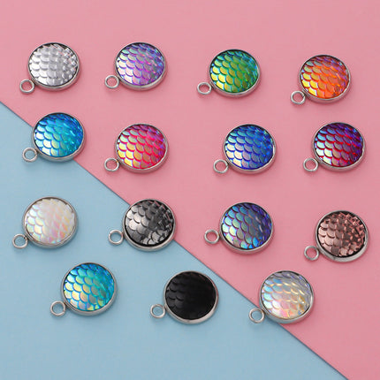 Cross border in stock 12MM mirror titanium steel resin round fish scale jewelry accessories DIY personality fashion geometric pendant