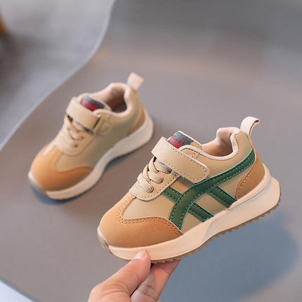 2026 Autumn and Winter Children's Sports Shoes Boys' Dad Shoes Soft Sole Student Running Shoes Breathable and Comfortable Autumn Style