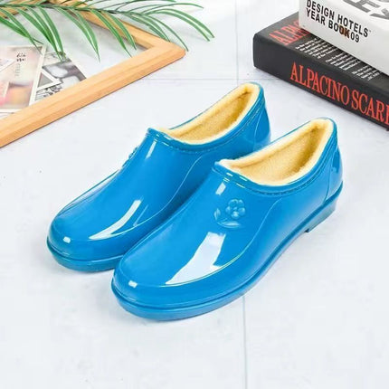 Mom's Rain Boots Women's Shallow Mouth New Fashion Lightweight Rain Boots Outer Wear Non-Slip Adult Work Kitchen Car Wash Glue Shoes