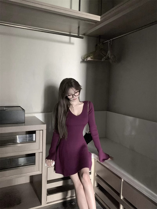 Early Autumn Elegant Purple Knitted Stretch Dress for Women Pure Sexy V Neck Slim Waist Pleated A-Line Short Skirt