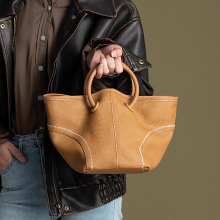 Leather Bucket Tote Bag / Sac Seau Cuir Femme