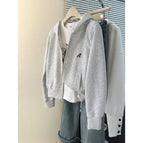 white gray / M