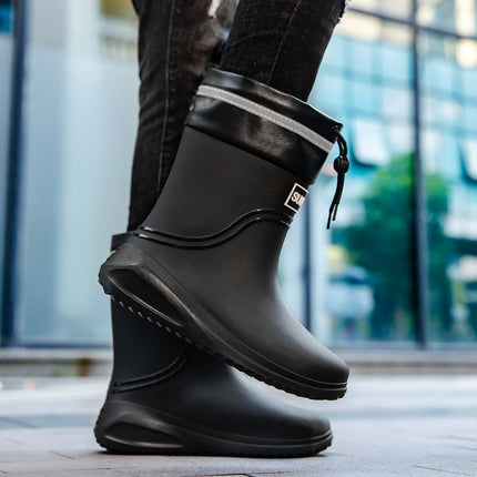 New Mid-Calf Rain Boots for Men, Adult Men's Waterproof Shoes, Rain Boots, Non-Slip Wear-Resistant Rubber Shoes, Plus Velvet Fashionable Kitchen Water Boots