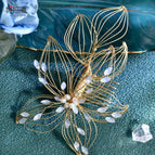 Golden hair comb hp257