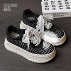 Black / 35