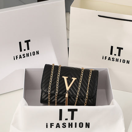 Women's Bags 2023 New Fashion Trend Striped Embroidered Shoulder Bag V-Shaped Tassel Decorative Crossbody Bag Dropshipping