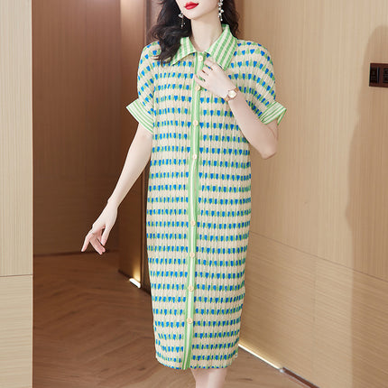 2025 Summer New Tea Break French Style Artistic Girl High Sense Polo Collar Green Striped Fashion Heart dress