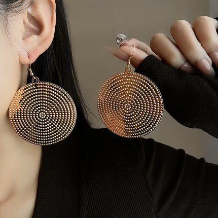 European and American light luxury high-end metal style simple personality earrings women's retro flower pearl hollow love earrings
