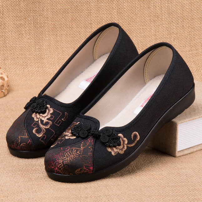 Old Beijing Cloth Shoes for Women, New Style, Embroidered Shoes for Elderly Women, Lightweight, Large Size, Widened and Extra Wide Shoes for Seniors