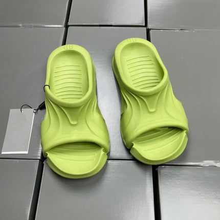 Paris Classic Slippers, Leaky Toe Wading Rubber Slippers, Same Style for Men and Women, Perfect Fit for Foot Shape