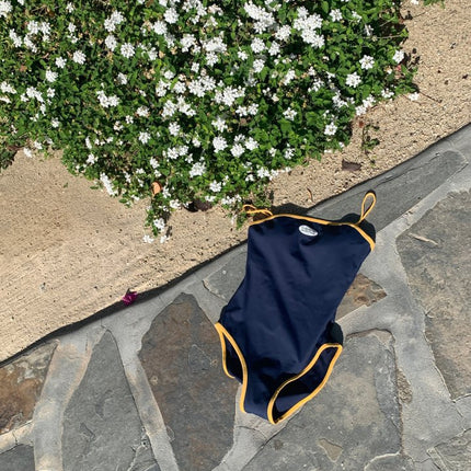 South Korea Dongdaemun cross-border ins style sling one-piece swimsuit 2024 new simple hot spring covered swimsuit