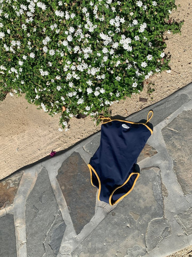 South Korea Dongdaemun cross-border ins style sling one-piece swimsuit 2024 new simple hot spring covered swimsuit