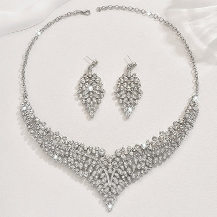 European and American Alloy Retro Crystal Necklace Cross-Border Exaggerated Clavicle Palace Exquisite Suit Banquet Rhinestone Necklace Earrings