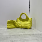 Lemon yellow