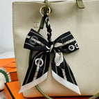 Chain Flower-Black