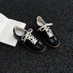 Black / 35